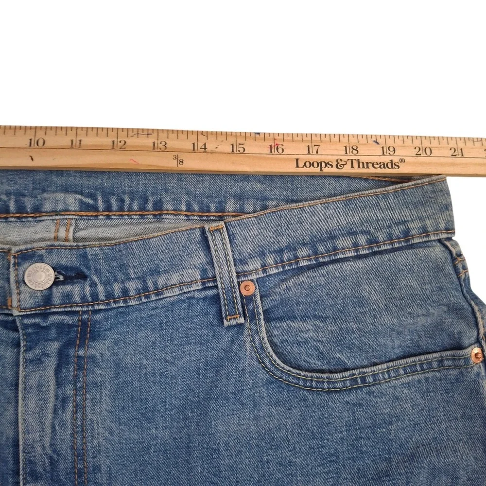 Levis 511 Slim Fit Cut Off Denim Shorts Mens 42 Blue Light Wash Stretch Raw Hem